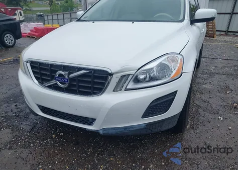 2011 Volvo Xc60 3.2/3.2 R-Design из США, поврежденный, VIN YV4952DL6B2158291